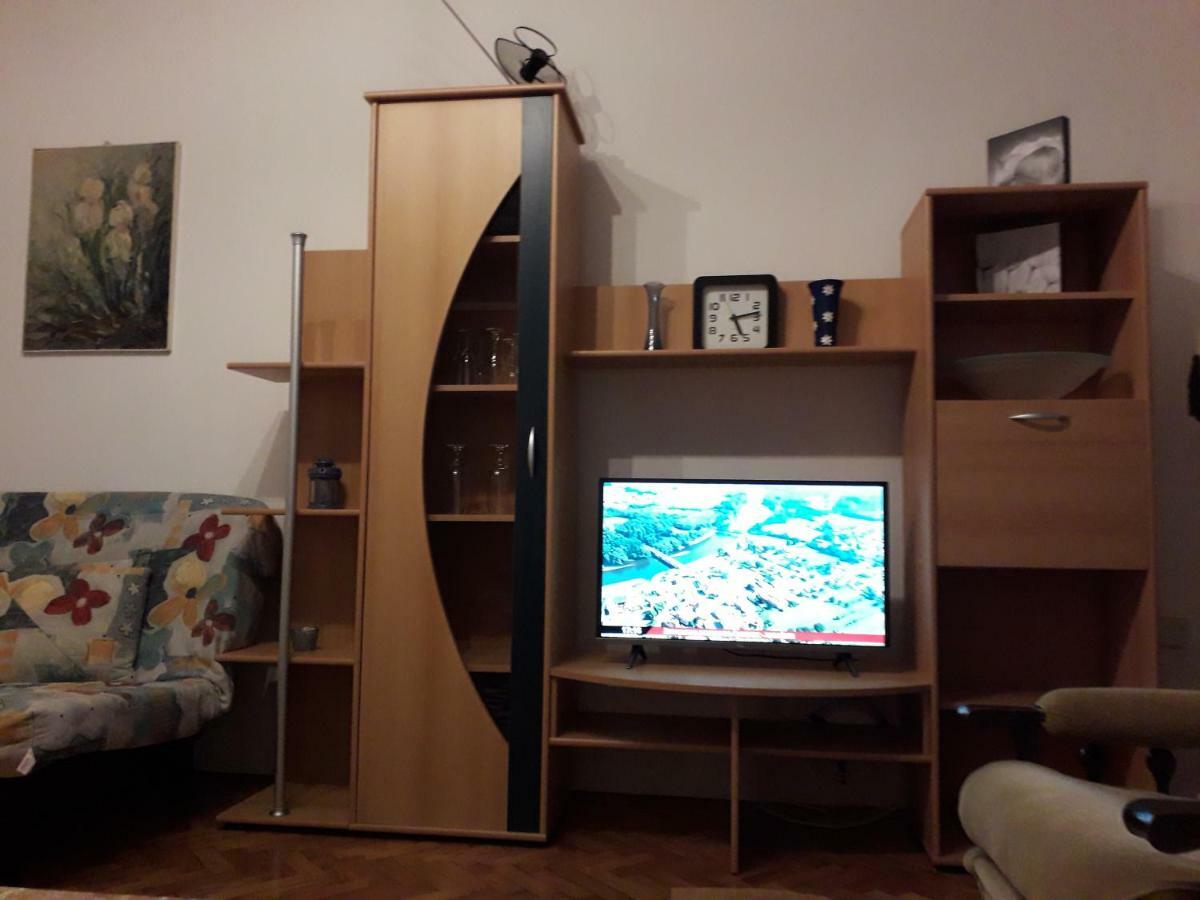 Apartman Ana 2 Appartement Rijeka Buitenkant foto