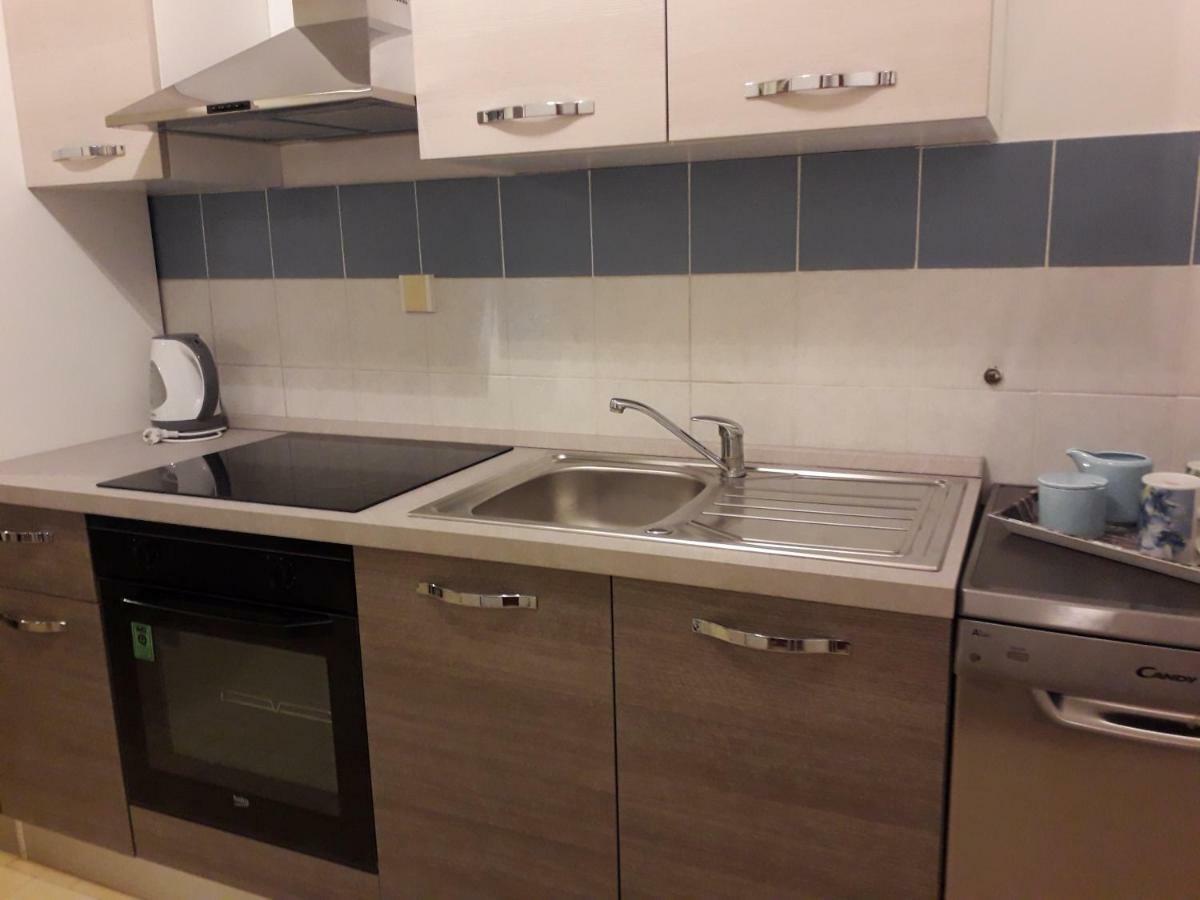 Apartman Ana 2 Appartement Rijeka Buitenkant foto